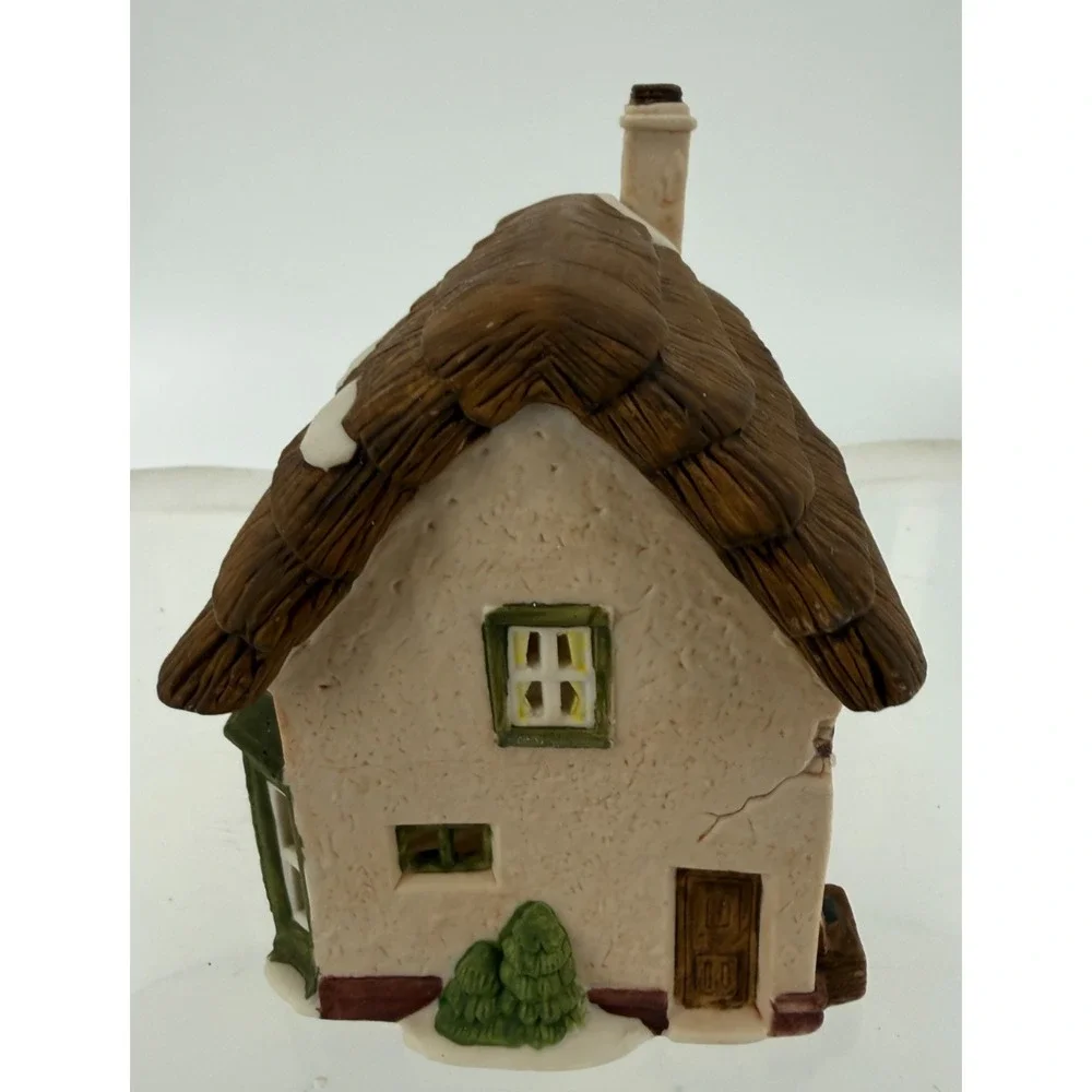 Dept 56 Cottage The Toy Shop 65072 Heritage Dickens Village 1986-Box- No Light